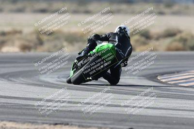 media/Jan-15-2026-Racers Edge (Thu) [[dfebeb70ab]]/3-B Group/Session 4 (Turn 5)/